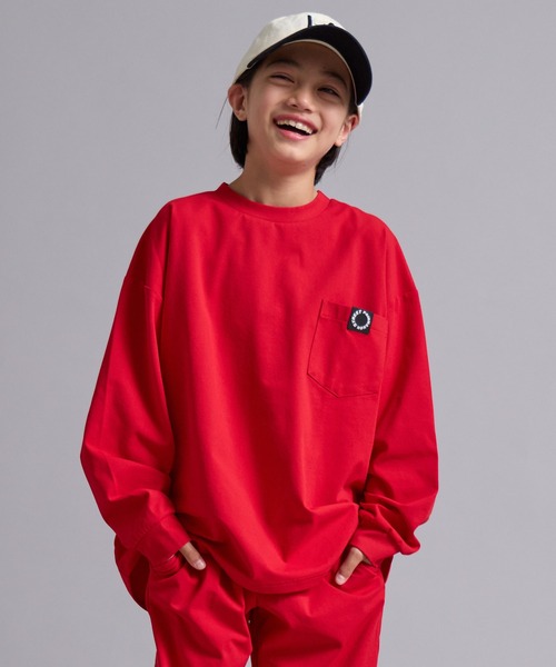 PAIRMANON STREET(ペアマノンストリート)の「【マルチファンクション】 吸水速乾 長袖 Tシャツ【PAIRMANON STREET】(Tシャツ/カットソー・キッズ・ブラック/パープル/ネイビー/ベージュ/オフホワイト/ブラック系その他/パープル系その他/ライトブルー/チャコールグレー/ブラック系その他3/ブラウン/ブラック系その他2/グレー系その他/レッド・130/120/110/100/160/150/140)」の14枚目の写真