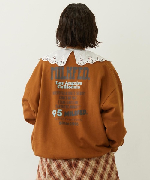 MILKFED.(ミルクフェド)の「CIRCLE LOGO SWEAT TOP(スウェット・レディース・オフホワイト/ブラウン/ネイビー・M/L)」の5枚目の写真