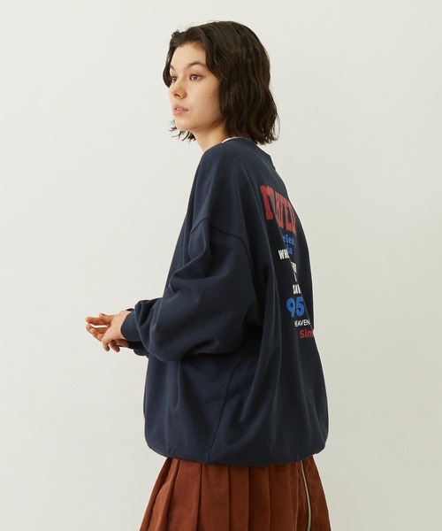 MILKFED.(ミルクフェド)の「CIRCLE LOGO SWEAT TOP(スウェット・レディース・オフホワイト/ブラウン/ネイビー・M/L)」の12枚目の写真