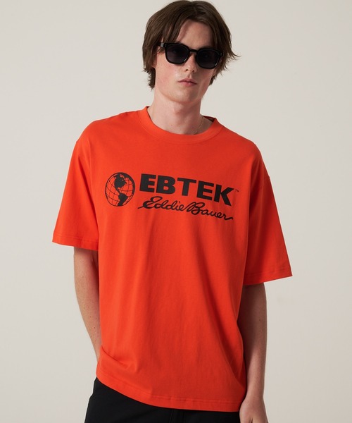 Eddie Bauer(エディーバウアー)の「EBTEK ロゴTシャツ(Tシャツ/カットソー・メンズ・ホワイト/ブラック/オレンジ/グリーン・XL/L/M/S)」の4枚目の写真