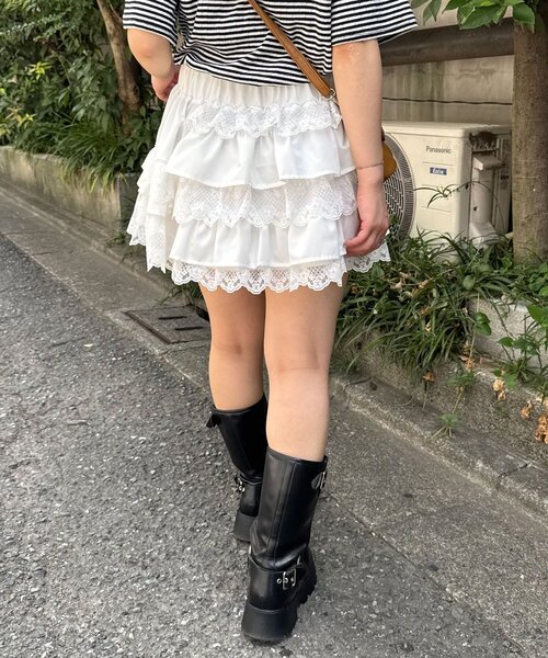 CIAOPANIC（チャオパニック）の「ボリュームフリルレースティアードミニスカート（スカート・レディース・ブラック/ホワイト・ONE SIZE）」の5枚目の写真