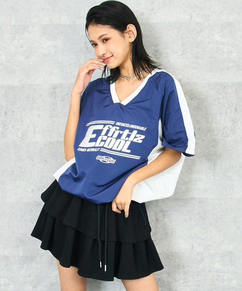 ANAP(アナップ)の「配色 プリント ナイロン プルオーバー(Tシャツ/カットソー・レディース・ホワイト/ネイビー・FREE)」の2枚目の写真