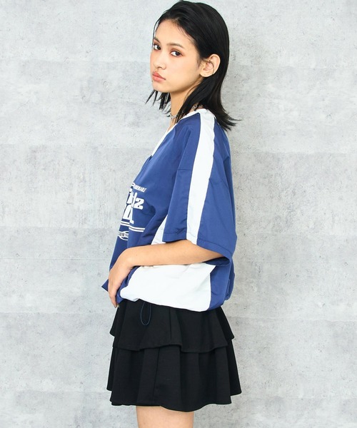 ANAP(アナップ)の「配色 プリント ナイロン プルオーバー(Tシャツ/カットソー・レディース・ホワイト/ネイビー・FREE)」の6枚目の写真
