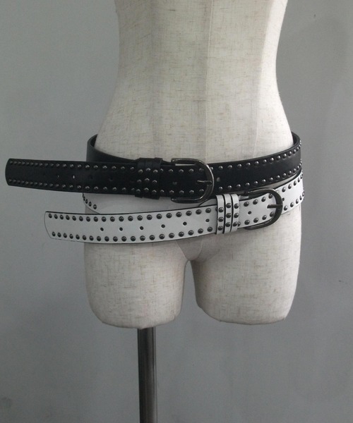 ENVYM（アンビー）の「スタッズベルト（ベルト・レディース・ブラック/ホワイト・FREE）」の3枚目の写真