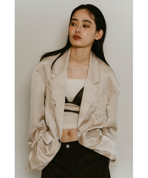 Knuth Marf（クヌースマーフ）の「embroidered satin jacket（テーラードジャケット・レディース・アイボリー/ブラック/モスグリーン・FREE）」の17枚目の写真