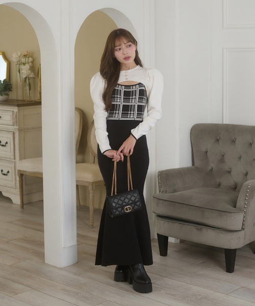 Ambre Neige(アンブルネージュ)の「plaid pattern knit camisole dress / チェックニットキャミワンピース(ワンピース・レディース・チャコールグレー/ブラック・FREE)」の10枚目の写真