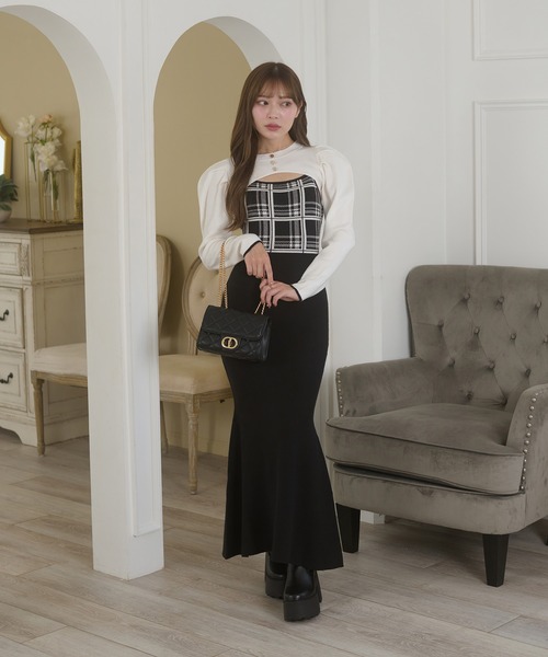 Ambre Neige(アンブルネージュ)の「plaid pattern knit camisole dress / チェックニットキャミワンピース(ワンピース・レディース・チャコールグレー/ブラック・FREE)」の13枚目の写真