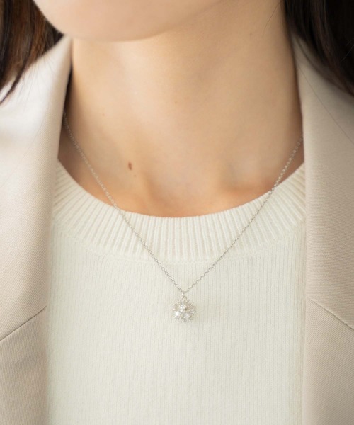 NOELA（ノエラ）の「フラワードームネックレス（ネックレス・レディース・シルバー/ゴールド・フリー）」の2枚目の写真