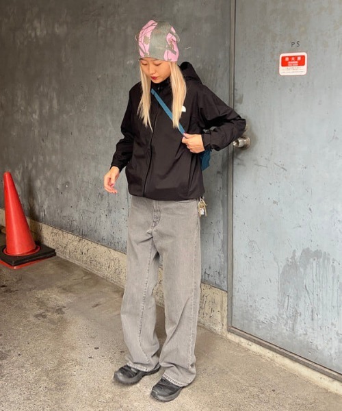 Ray BEAMS（レイビームス）の「リアル ツリー カモ ニット帽（ニットキャップ/ビーニー・レディース・グレー/ピンク・ONE SIZE）」の4枚目の写真