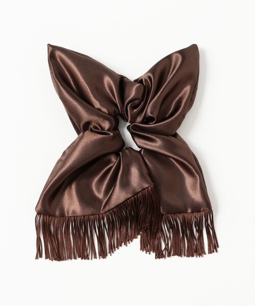 Ray BEAMS（レイビームス）の「サテン フリンジ シュシュ（その他ヘアアクセサリー・レディース・ホワイト/ダークブラウン・ONE SIZE）」の2枚目の写真