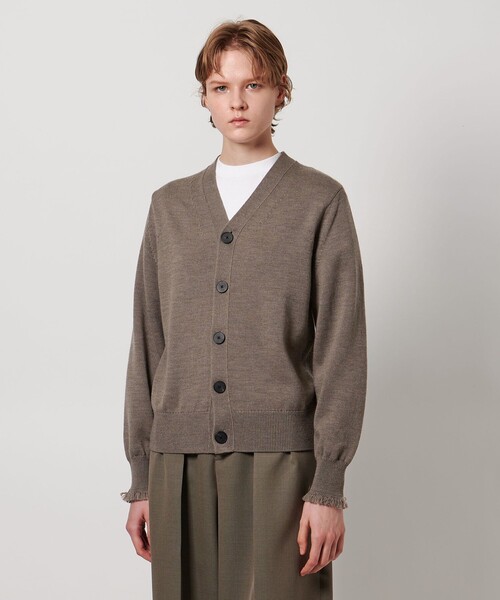 LOEFF(ロエフ)の「<LOEFF>9ゲージ フリンジ カーディガン UNISEX(ニット/セーター・レディース・ネイビー/ベージュ/ライム・0/2/1)」の7枚目の写真