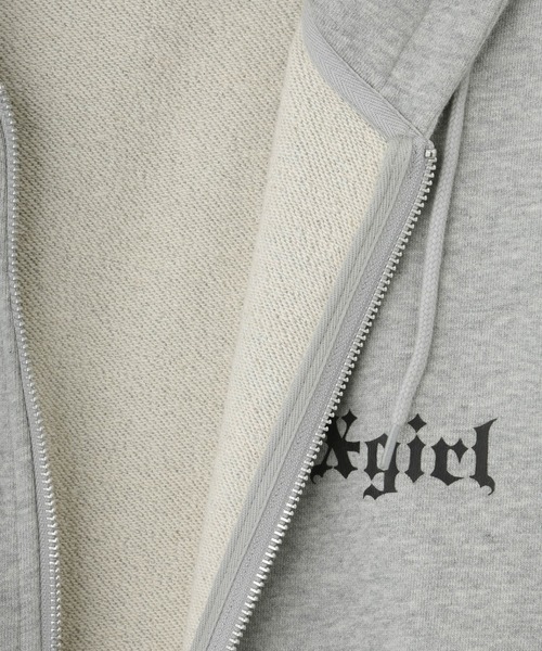 X-girl（エックスガール）の「OLD ENGLISH LOGO ZIP UP SWEAT HOODIE（パーカー・レディース・アッシュ/ブラック/ブラウン・S/M）」の19枚目の写真