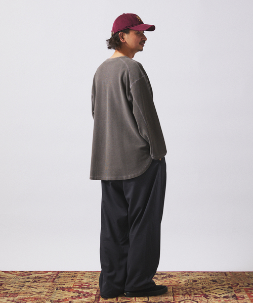 JOURNAL STANDARD relume（ジャーナルスタンダード　レリューム）の「バックピケ ヘンリーネック 3/4 スリーブ（Tシャツ/カットソー・メンズ・ナチュラル/ブラウン/ブラックミックス・MEDIUM/LARGE）」の19枚目の写真