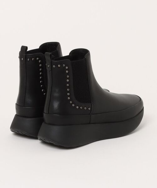 J&M Davidson（ジェイアンドエムデヴィッドソン）の「サイドゴアスニーカーブーツ（スニーカー・レディース・ブラック系その他/ブラック・22.5cm/23.0cm/23.5cm/24.0cm/24.5cm/22.0cm）」の3枚目の写真