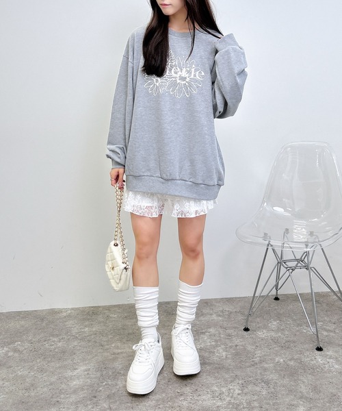 INGNI(イング)の「フラワーロゴスウェットトップス(スウェット・レディース・グレー×ホワイト/ブラック×ピンク/ベージュ系その他/ブラウン系6/ベージュ系その他2・M)」の9枚目の写真