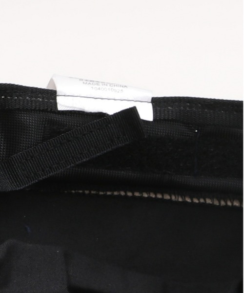 Right-on（ライトオン）の「【HONEYSUCKLE ROSE】コーデュロイキャスケット（キャスケット・レディース・ブラック/キナリ・フリー）」の3枚目の写真