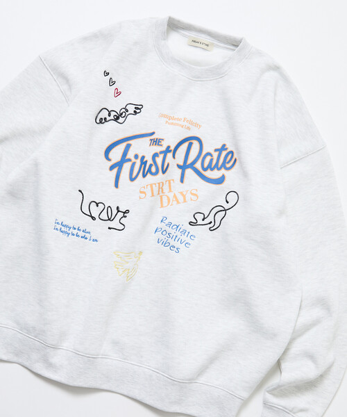 FREAK'S STORE（フリークスストア）の「限定展開 リラックスフィット ロープ刺繍デザイン プリント クルーネック スウェット / First Rate（スウェット・メンズ・チャコールグレー/ベージュ/ネイビー/グレー・SMALL/LARGE/MEDIUM）」の16枚目の写真