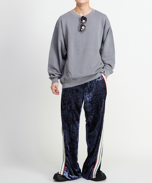 CONVERSE TOKYO(コンバーストウキョウ)の「PIGMENT DYE SPINDLE CODE SWEAT(スウェット・メンズ・ボルドー/ブラック/グレー・LARGE/SMALL)」の4枚目の写真