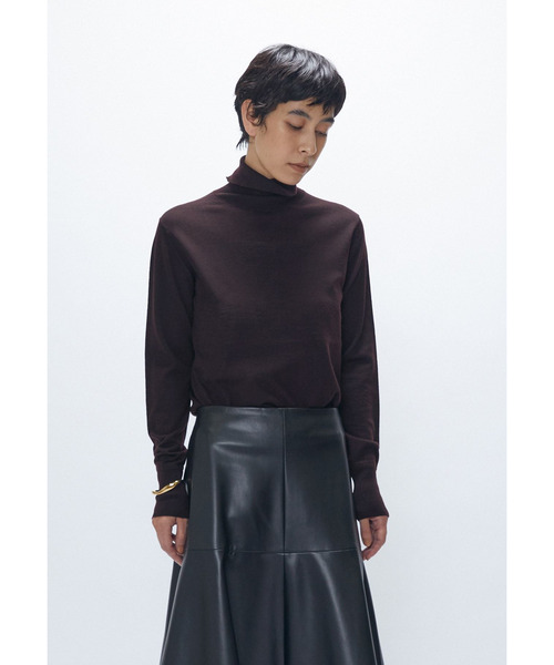 1er Arrondissement(プルミエアロンディスモン)の「スーパーファインウールボトルネック(ニット/セーター・レディース・ブラック系その他3/オフホワイト/レッド系その他2・FREE)」の4枚目の写真