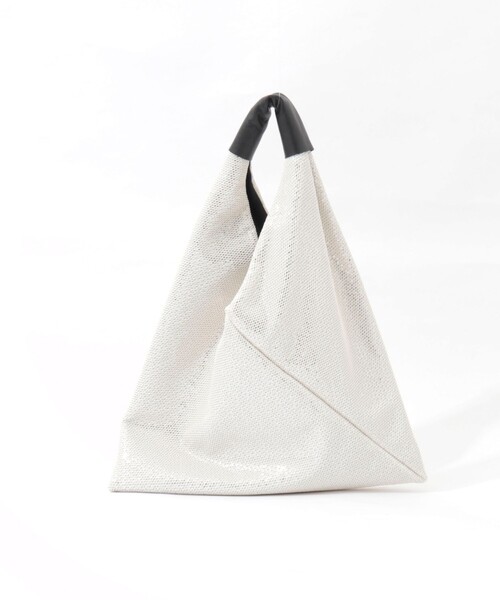 NOLLEY’S(ノーリーズ)の「ラメバックパールチャーム付き(ショルダーバッグ・レディース・ホワイト/ブラック・FREE)」の13枚目の写真