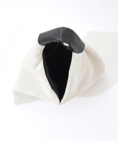 NOLLEY’S(ノーリーズ)の「ラメバックパールチャーム付き(ショルダーバッグ・レディース・ホワイト/ブラック・FREE)」の21枚目の写真