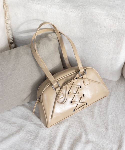 clear（クリア）の「レースアップロングハンドルバッグ[着回し力抜群 ガーリー リボン]≪AW新作≫（ハンドバッグ・レディース・ベージュ/ブラウン/ブラック・F）」の3枚目の写真