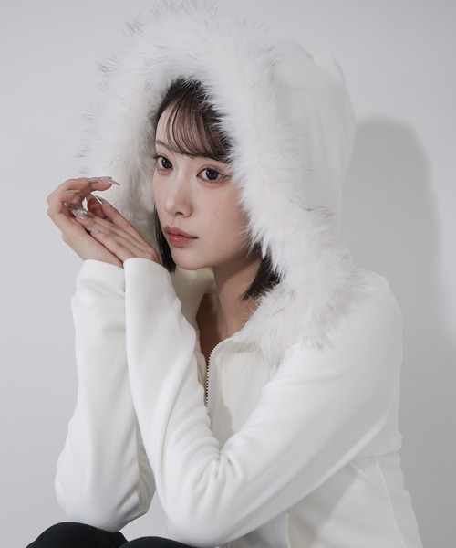 【美品】NEKURO　ツートン切替フェイクファーZIPパーカー　大きいサイズ 美品】NEKURO ツートン切替フェイクファーZIPパーカー 大きいサイズ 美