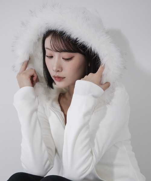 セール】【 2color 】フェイクファーフーディジップアップパーカー