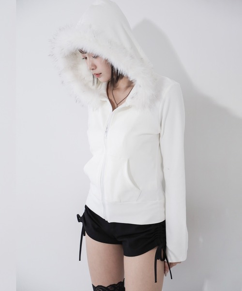 me+em select(ミームセレクト)の「【 2color 】フェイクファーフーディジップアップパーカー / fake fur hooded zipup hoodie(パーカー・レディース・ブラック/ホワイト・FREE)」の19枚目の写真