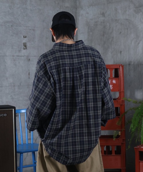 ILL'S(イルズ)の「フェイクレイヤード チェックシャツ メンズ レディース ユニセックス(シャツ/ブラウス・メンズ・ネイビー/グリーン/ワインレッド・M/L)」の4枚目の写真