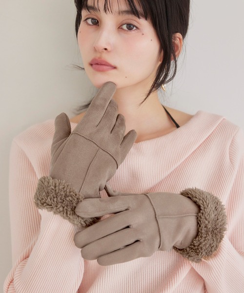 VIS（ビス）の「スマホタッチ刺繍付きムートングローブ（手袋・レディース・ブラック/ベージュ/グレー・FREE）」の3枚目の写真