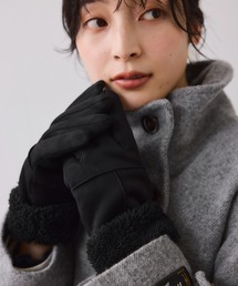 VIS(ビス)のスマホタッチ刺繍付きムートングローブ(手袋)