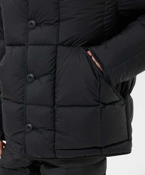 IENKI IENKI(イエンキイエンキ)の「【IENKI IENKI】CARTER JACKET MAN ホワイトグースダウン/防水・防風機能(ダウンジャケット/コート・メンズ・ブラック/カーキ・M/L)」の17枚目の写真