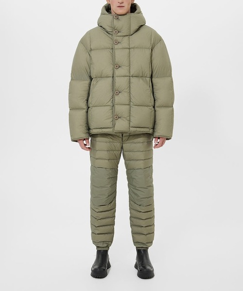 IENKI IENKI(イエンキイエンキ)の「【IENKI IENKI】CARTER JACKET MAN ホワイトグースダウン/防水・防風機能(ダウンジャケット/コート・メンズ・ブラック/カーキ・M/L)」の7枚目の写真