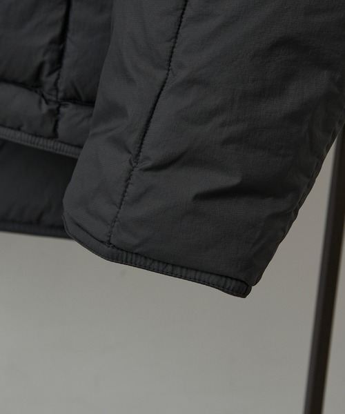 IENKI IENKI(イエンキイエンキ)の「【IENKI IENKI】CARTER JACKET MAN ホワイトグースダウン/防水・防風機能(ダウンジャケット/コート・メンズ・ブラック/カーキ・M/L)」の21枚目の写真