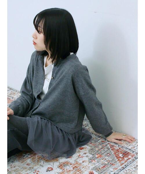 Samansa Mos2 blue（サマンサモスモスブルー）の「ペプラムチュールニットカーディガン（カーディガン/ボレロ・レディース・ブラック/ブラウン/グレー・F）」の7枚目の写真