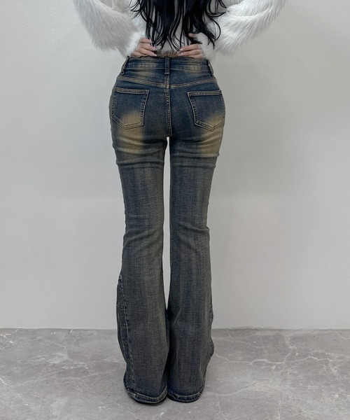 FOLLOWIN（フォロウィン）の「スタッズ＆サイドアイレットウォッシングフレアデニムパンツ（デニムパンツ・レディース・ブルー・MEDIUM/SMALL/LARGE）」の6枚目の写真