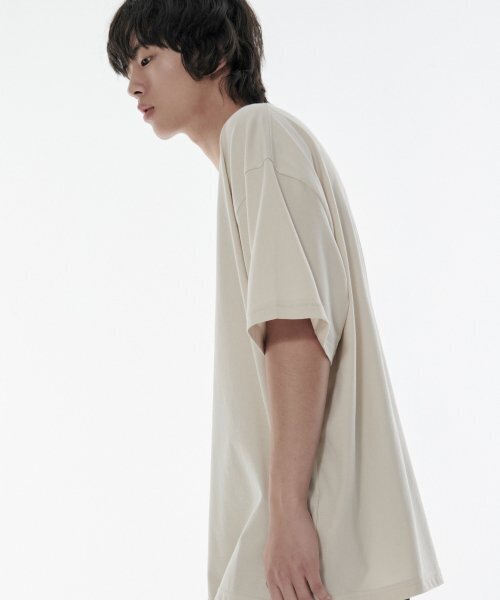 MUSINSA STANDARD（ムシンサスタンダード）の「[クールタンダード] オーバーサイズクルーネックTシャツ [エクリュ]（Tシャツ/カットソー・メンズ・その他・LARGE/X-LARGE/XX-LARGE/XXX-LARGE/SMALL/MEDIUM）」の2枚目の写真