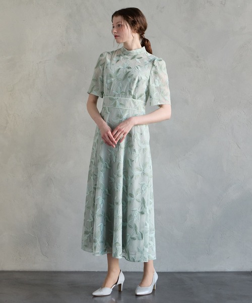 AIMER(エメ)の「チュール刺繍×ドットチュールプチハイネックフレアパーティードレス 結婚式 お呼ばれ ドレス 20代 30代(ドレス・レディース・グリーン系その他/ピンクベージュ/ブラック/ライトグリーン・LARGE/MEDIUM)」の5枚目の写真
