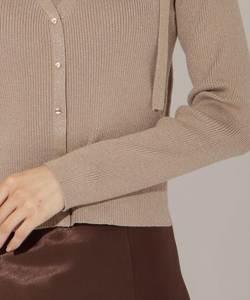 AND COUTURE（アンドクチュール）の「ホルタードッキングカーディガン風プルオーバー（ニット/セーター・レディース・ベージュ/ボルドー/ブラック/ブルー・FREE）」の6枚目の写真