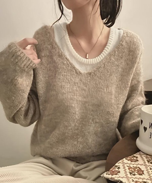 LADY LIKE(レディライク)の「ニットタンク付きゆったりVネックニット2点セット(ニット/セーター・レディース・アイボリー/グレー/ベージュ・M)」の7枚目の写真