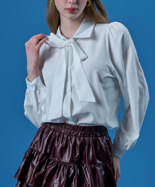 KOLEAT（コレット）の「Puff Ribbon Tie Shirt Air Blouse [WHITE] KCL.（シャツ/ブラウス・レディース・その他・FREE）」の3枚目の写真
