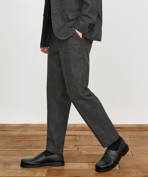 PRAIRIE(KR)(プレーリー)の「ウールヘリンボーンチェックワイドスラックス (チャコール)(スラックス・メンズ・その他・LARGE/MEDIUM/SMALL)」の13枚目の写真