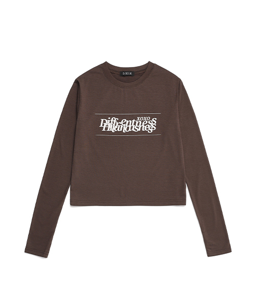 DXOH（ディソエイチ）の「スタックスローガンロゴウォーマークロップT [ダークブラウン]（Tシャツ/カットソー・レディース・その他・FREE）」の2枚目の写真