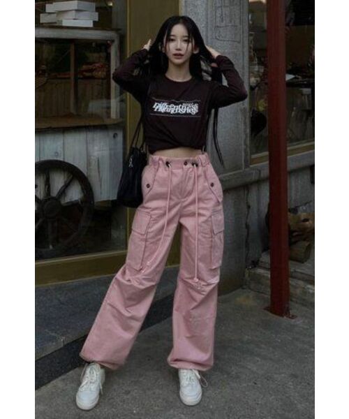 DXOH（ディソエイチ）の「スタックスローガンロゴウォーマークロップT [ダークブラウン]（Tシャツ/カットソー・レディース・その他・FREE）」の16枚目の写真