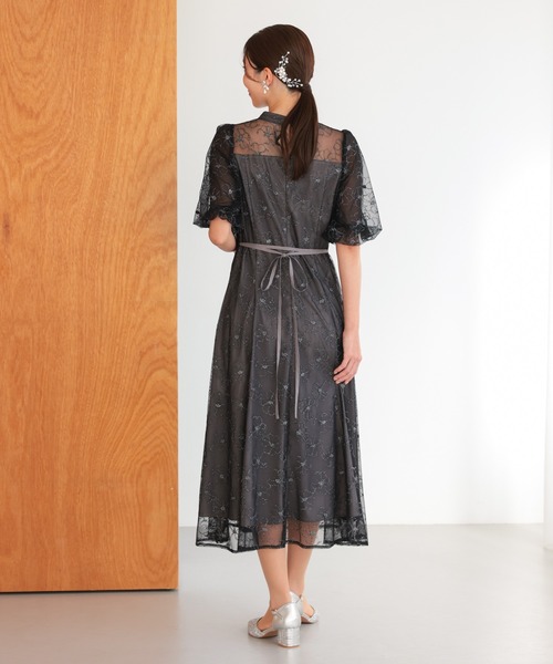 haremode（ハレモード）の「結婚式 お呼ばれ 二次会 謝恩会 成人式 同窓会 対応 20代 30代 クラシカル レース フレア 花柄 刺繍 フリル袖 五分袖きれいめ パーティー オケージョン ドレス（ドレス・レディース・ブラック/ベージュ/ブラウン・S/M）」の6枚目の写真