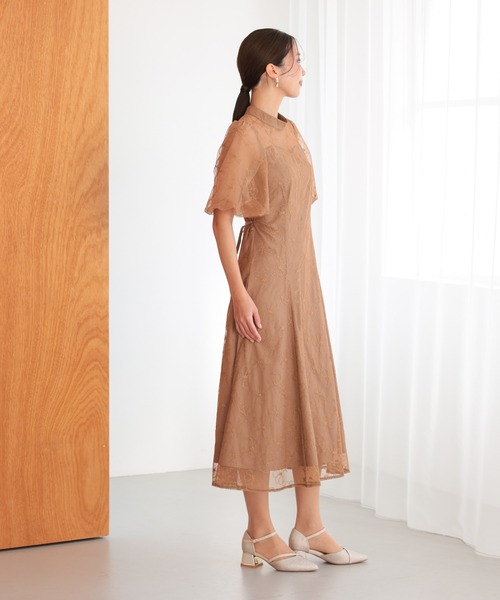 haremode（ハレモード）の「結婚式 お呼ばれ 二次会 謝恩会 成人式 同窓会 対応 20代 30代 クラシカル レース フレア 花柄 刺繍 フリル袖 五分袖きれいめ パーティー オケージョン ドレス（ドレス・レディース・ブラック/ベージュ/ブラウン・S/M）」の18枚目の写真