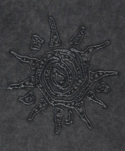 MAHAGRID（マハグリッド）の「mahagrid 『mahagrid/マハグリッド』 Washed Solar Applique Zip-Up Hoodie/ウォッシュドソーラージップアップパーカー（パーカー・レディース・チャコールグレー/ピンク・FREE）」の5枚目の写真