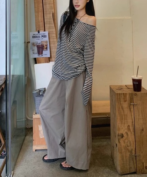 NANEA(ナネア)の「ボーダーオフショルダーロングTシャツ(Tシャツ/カットソー・レディース・ブラック・MEDIUM/LARGE/SMALL)」の10枚目の写真