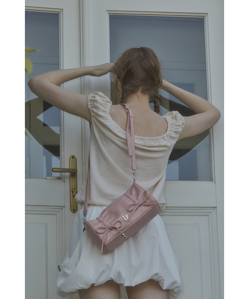 LETERIE(レテリー)の「SHIRRING RIBBON BAG_PINK(メッセンジャーバッグ・レディース・ピンク・FREE)」の3枚目の写真